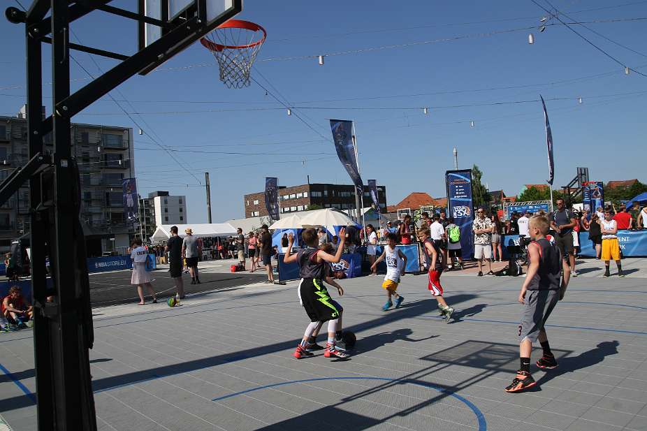 NBA_0010