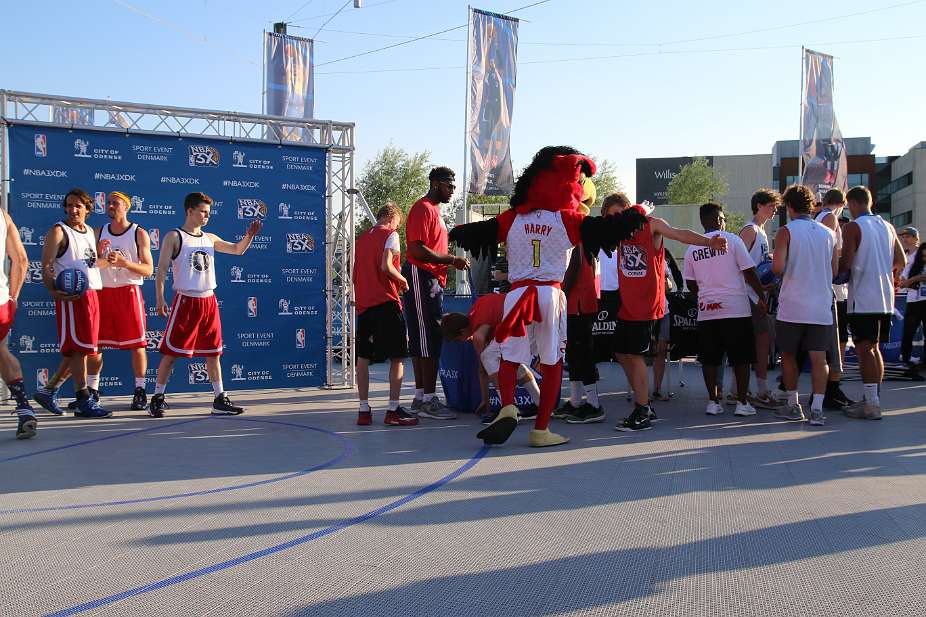 NBA_2082
