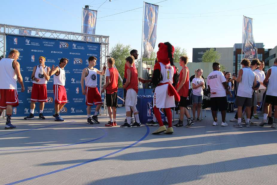 NBA_2083