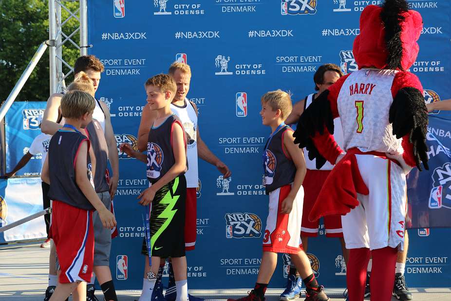 NBA_0012